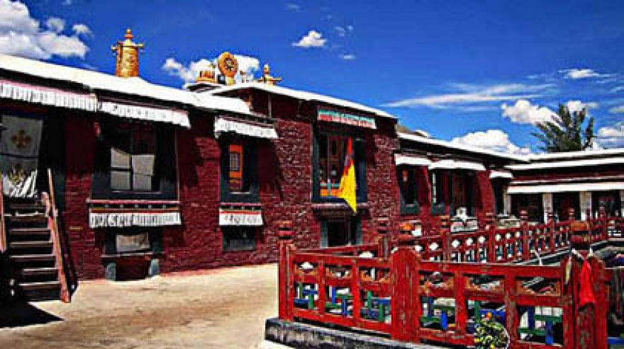 西藏最早的佛殿——　　『昌珠寺』